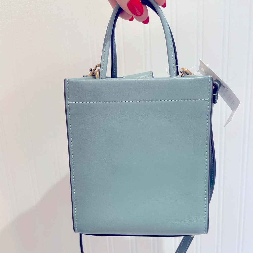 NWT Coach LE mini crossbody